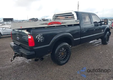 2015 Ford F-250 Xl z USA, uszkodzony, nr VIN 1FT7W2BT6FEA03030